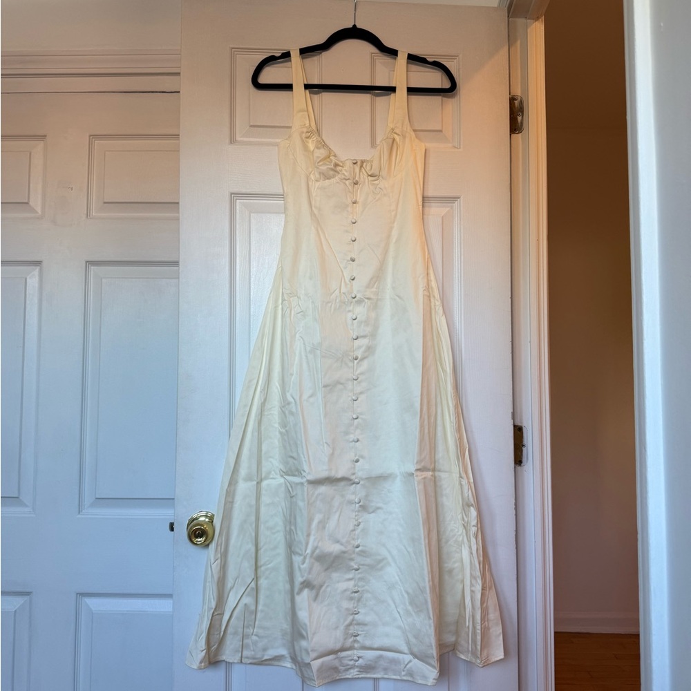 WeWoreWhat Ruched Cup Button Midi Dress White